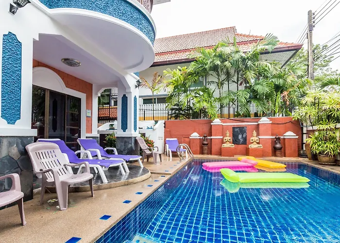 Baan Kanittha - 6 Bedrooms Gt Pool Villa